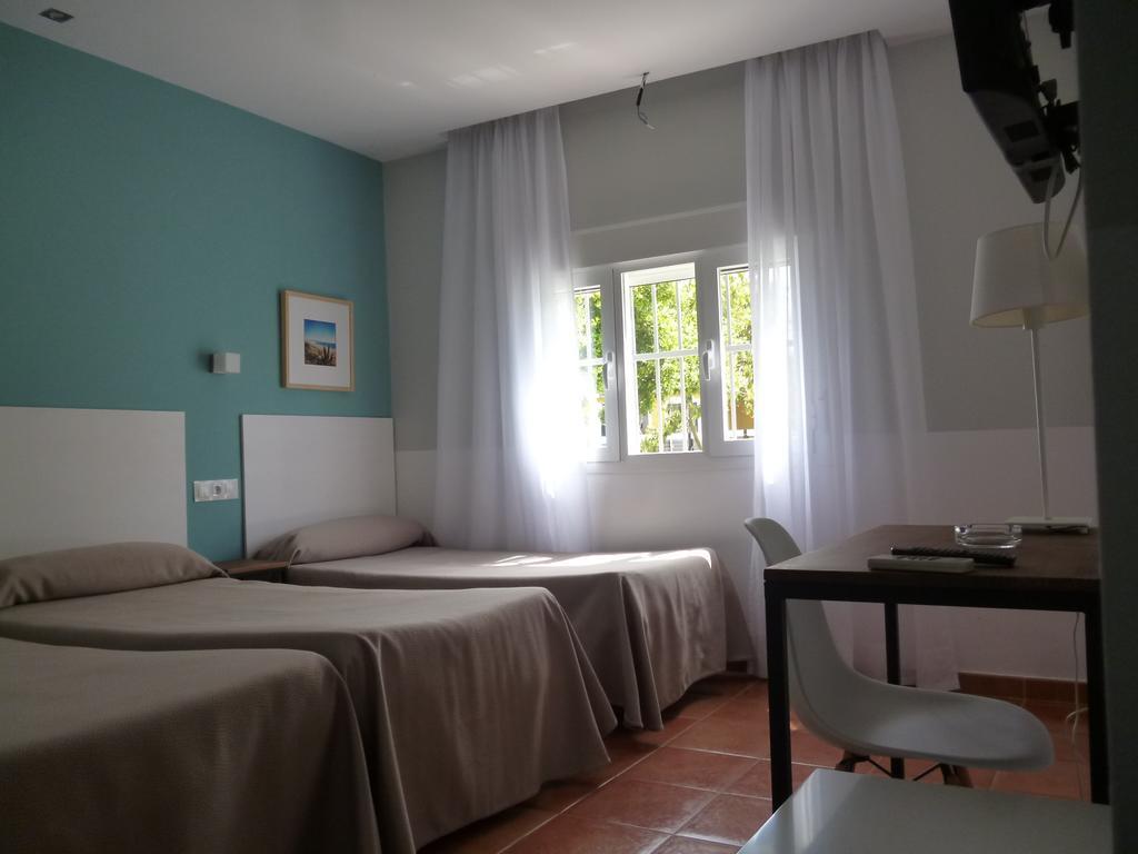 Triple Room,214795589:JPEG