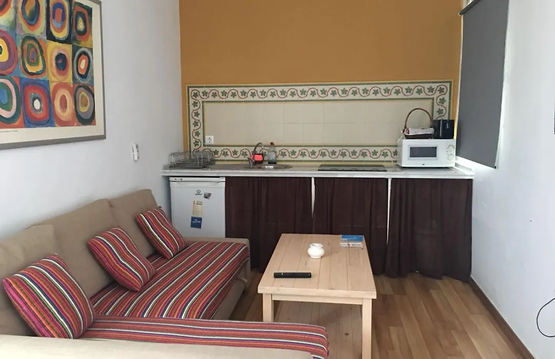 Hostal Extramuros-1