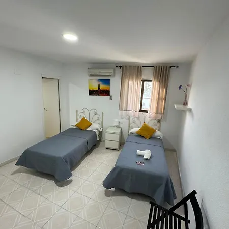 Hostal Avenida-3