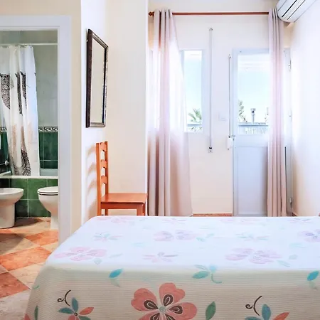 Hostal Sonrisa del Mar-3
